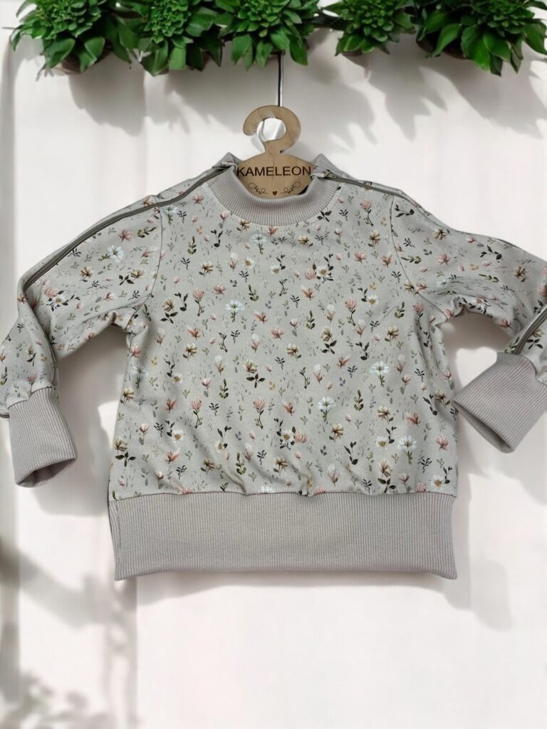 Bluza adaptacyjna dziecięca w kwiaty z zamkami na rękawach