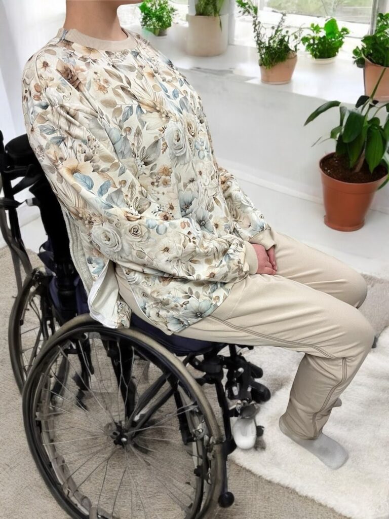 Dres adaptacyjny BOHO KWIATY + JASNY BEŻ dla osoby na wózku