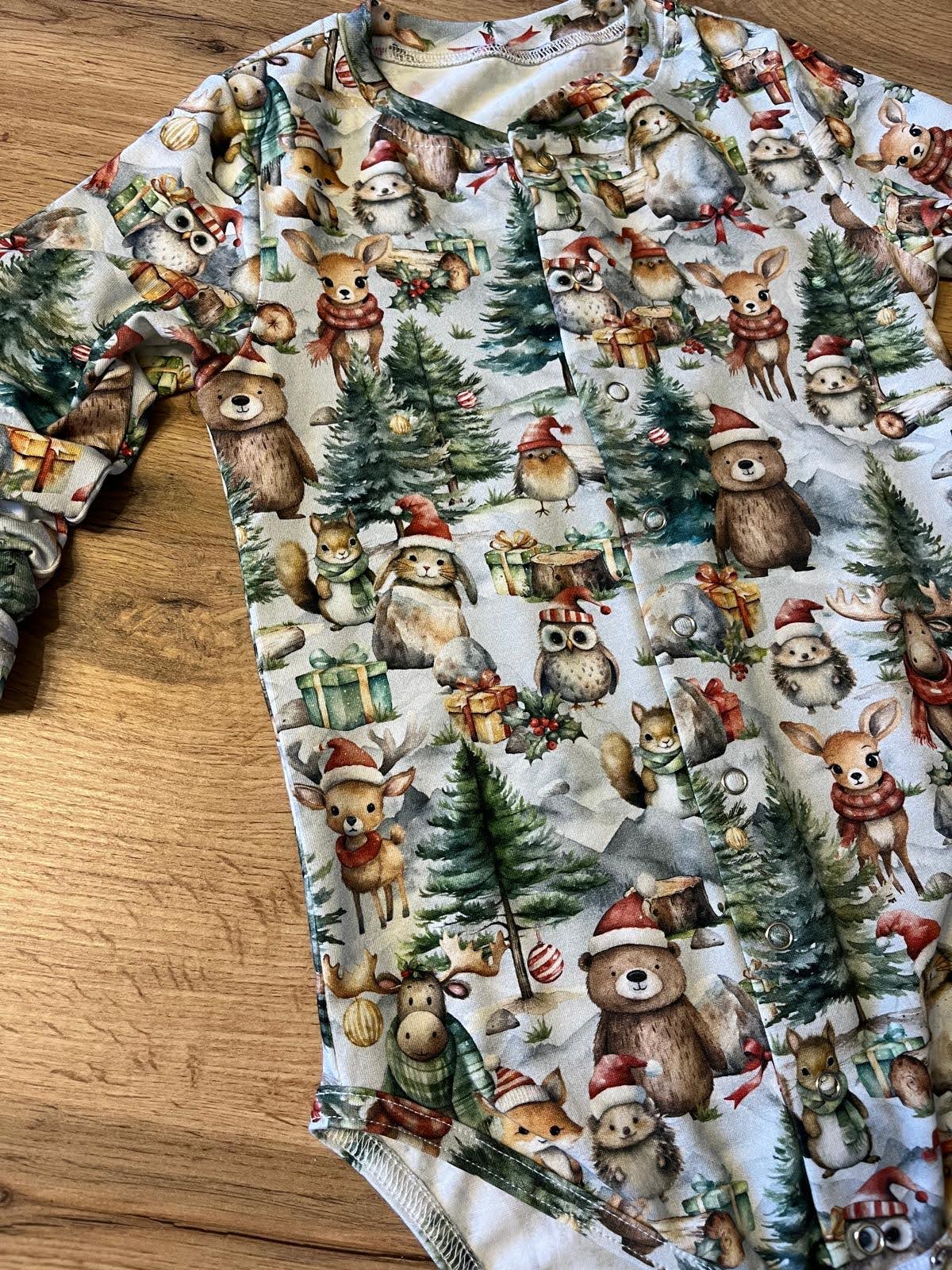 Świąteczne body niemowlęco-dziecięce z uroczym zimowym printem – komfort, magia i wyjątkowa jakość na święta